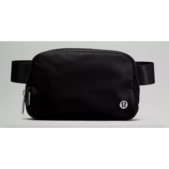 lululemon athletica Handbags - LULULEMON Everywhere Belt Bag Black 1L NWT LU9AX2S